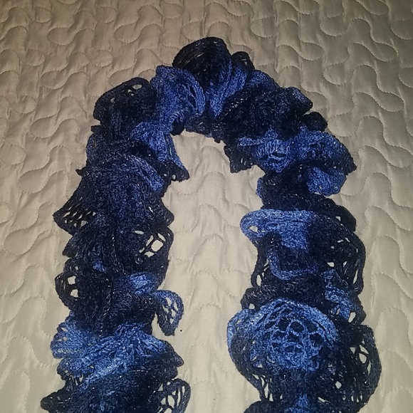 Scarf - Picture 2 of 3